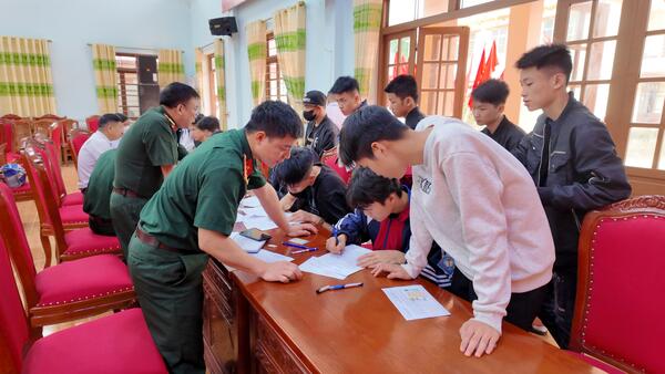 64 CÔNG DÂN NAM XÃ CÔNG SƠN ĐĂNG KÝ NGHĨA VỤ QUÂN SỰ LẦN ĐẦU