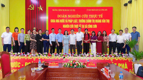 KHOA NHÀ NƯỚC VÀ PHÁP LUẬT TRƯỜNG CHÍNH TRỊ HOÀNG VĂN THỤ NGHIÊN CỨU THỰC TẾ TẠI XÃ CÔNG SƠN