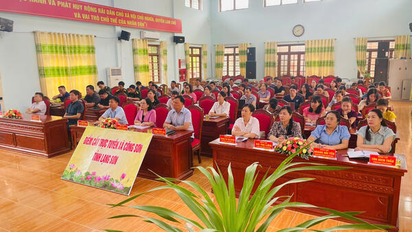 XÃ CÔNG SƠN TỔ CHỨC TIẾP SÓNG HỘI NGHỊ TOÀN QUỐC QUÁN TRIỆT, TRIỂN KHAI THỰC HIỆN NGHỊ QUYẾT HỘI NGHỊ LẦN THỨ BA BAN CHẤP HÀNH TRUNG ƯƠNG ĐẢNG KHÓA XIV