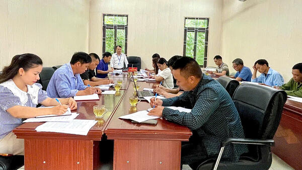 HỘI NGHỊ TRIỂN KHAI CHIẾN DỊCH 90 NGÀY LÀM SẠCH,  LÀM GIÀU, CHUẨN HÓA DỮ LIỆU CHUYÊN NGÀNH Y TẾ  XÃ CÔNG SƠN