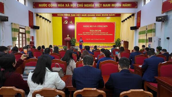 XÃ CÔNG SƠN TỌA ĐÀM KỶ NIỆM 96 NĂM NGÀY THÀNH LẬP ĐẢNG CỘNG SẢN VIỆT NAM